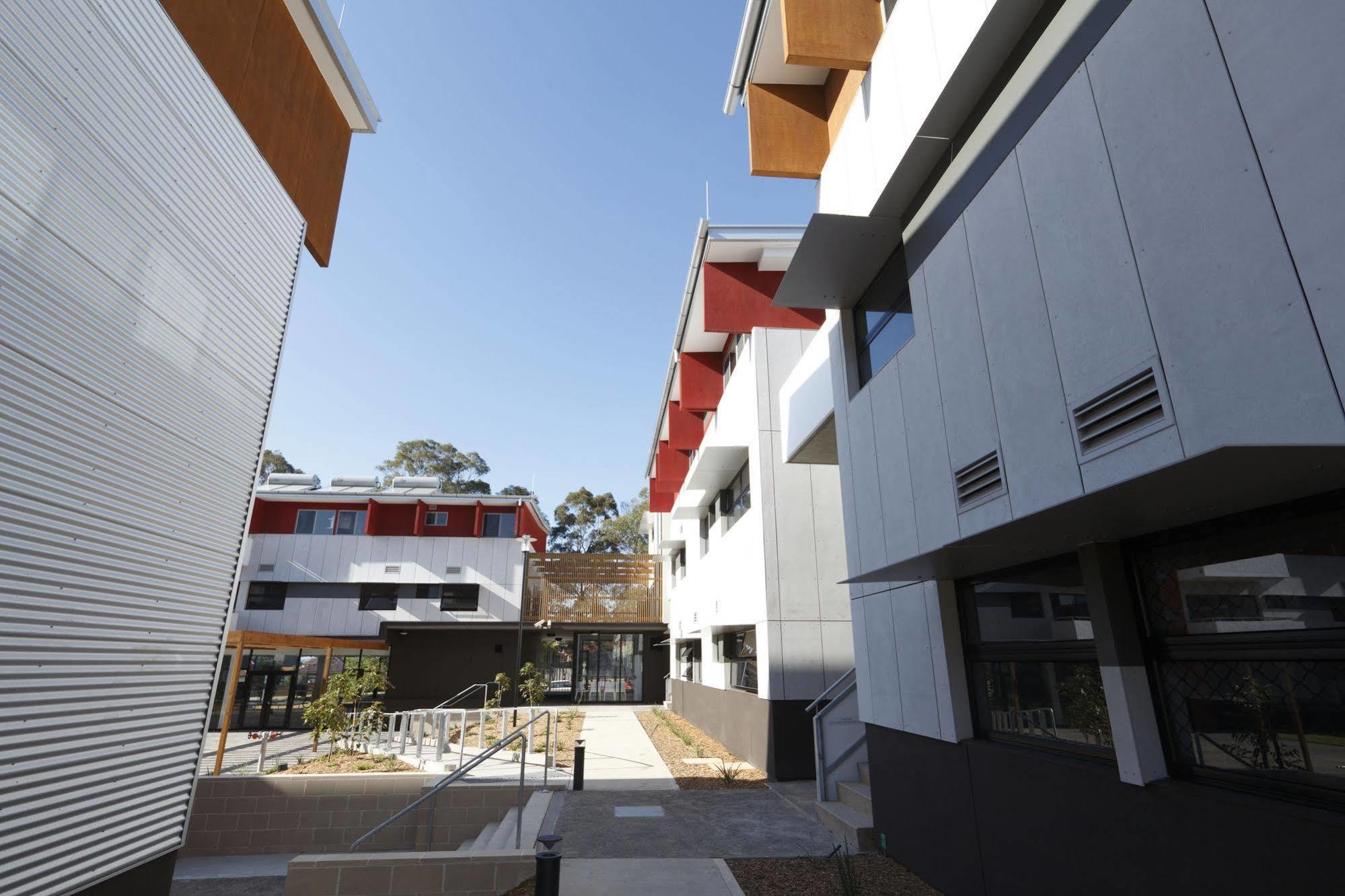 Western Sydney University Village - Parramatta Rosehill المظهر الخارجي الصورة